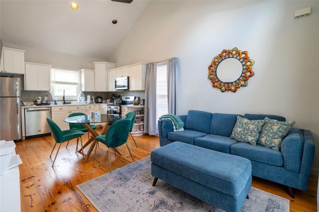 604 W Drew Street, Houston, TX 77006