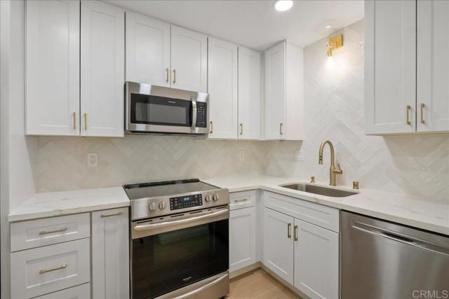 13772 Via Rimini, San Diego, CA 92129