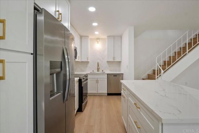 13772 Via Rimini, San Diego, CA 92129