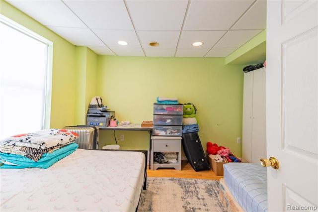 425 Thornridge Court, Rochester Hills, MI 48307
