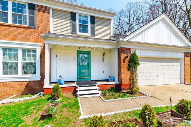 425 Thornridge Court, Rochester Hills, MI 48307
