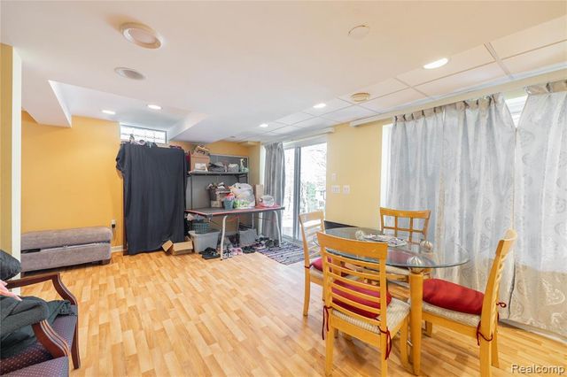 425 Thornridge Court, Rochester Hills, MI 48307