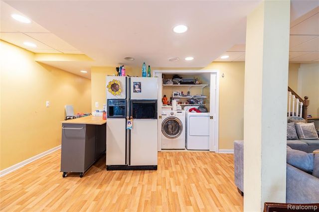 425 Thornridge Court, Rochester Hills, MI 48307
