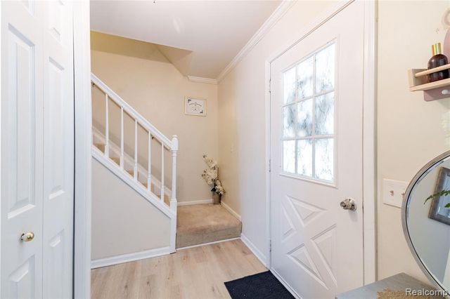 425 Thornridge Court, Rochester Hills, MI 48307