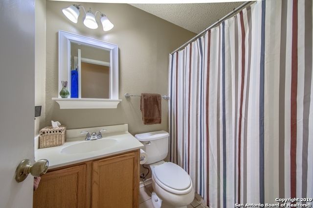 6623 SHADOW RUN, San Antonio, TX 78250