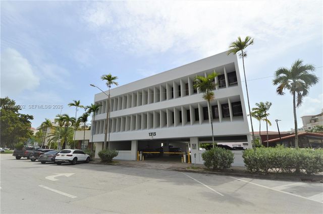 1313 Ponce De Leon Blvd 301, Coral Gables, FL 33134
