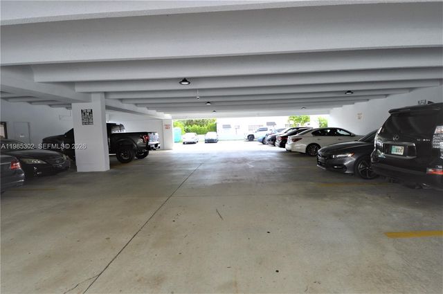 1313 Ponce De Leon Blvd 301, Coral Gables, FL 33134