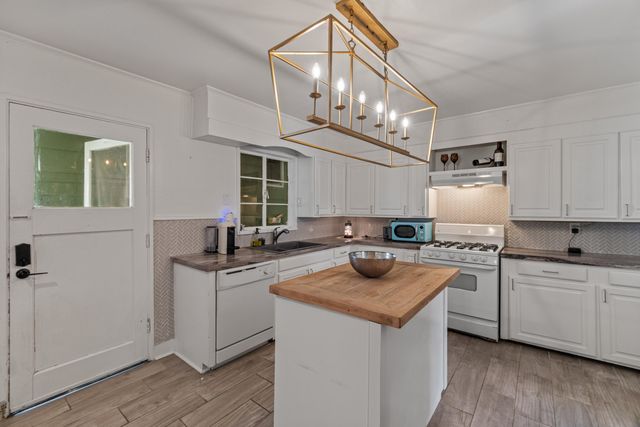 1811 1st Terrace, Hattiesburg, MS 39401