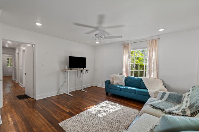 1811 1st Terrace, Hattiesburg, MS 39401
