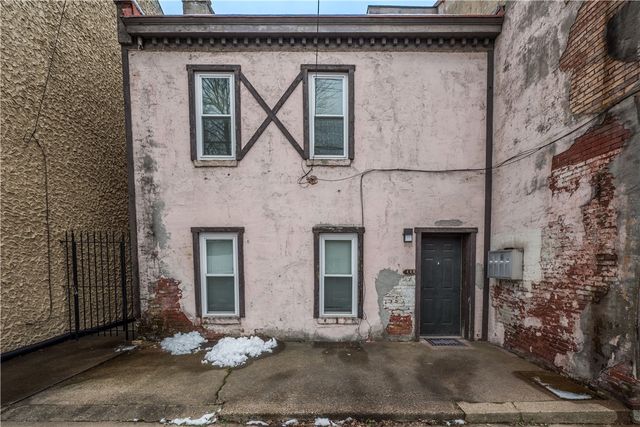 1114 Sarah St, South Side, PA 15203