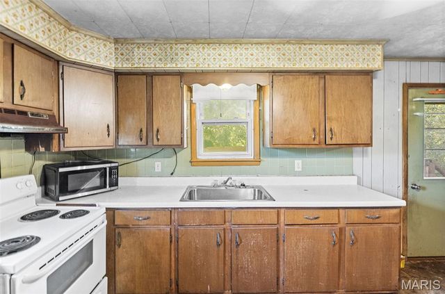 1462 Woburn Avenue, Greenville, IL 62246