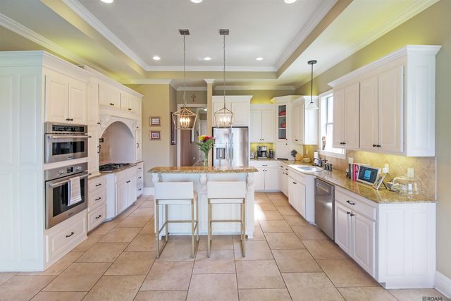 17750 Shady Elm Ave, Baton Rouge, LA 70816