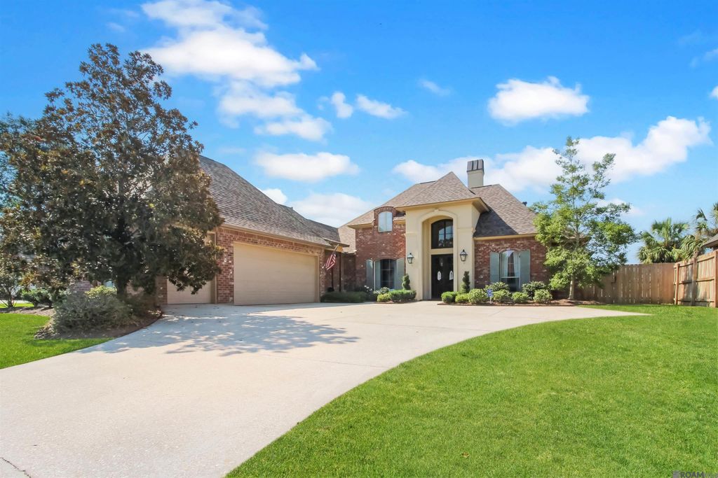 17750 Shady Elm Ave, Baton Rouge, LA 70816