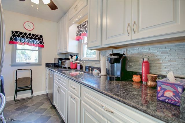 4036 W 219th Street, Fairview Park, OH 44126