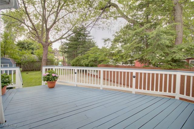 4036 W 219th Street, Fairview Park, OH 44126