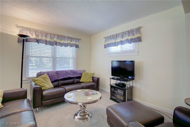 4036 W 219th Street, Fairview Park, OH 44126