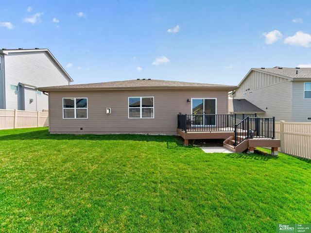 16862 Cary Street, Omaha, NE 68136