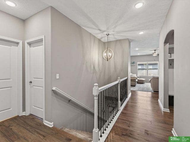 16862 Cary Street, Omaha, NE 68136