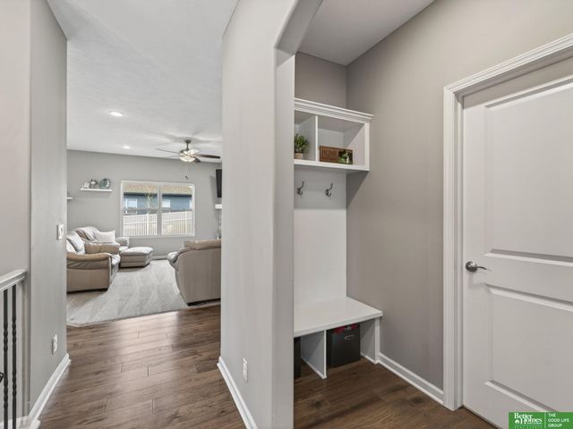 16862 Cary Street, Omaha, NE 68136