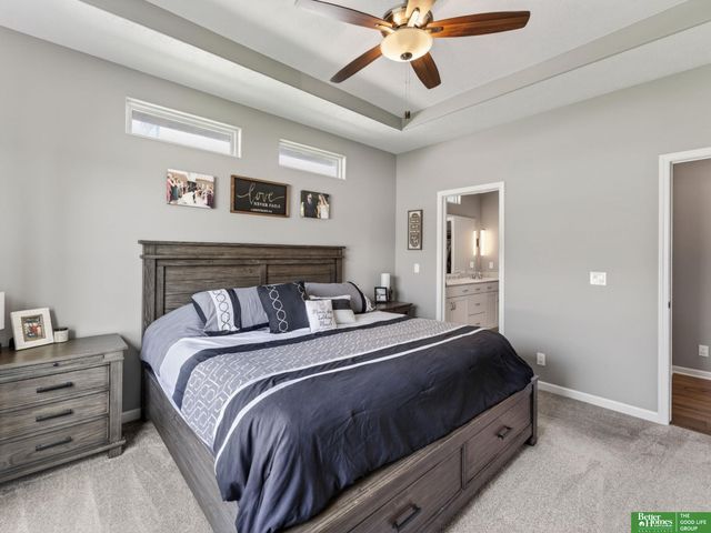 16862 Cary Street, Omaha, NE 68136