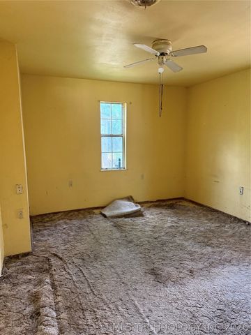 10 10th NW, Ardmore, OK 73401