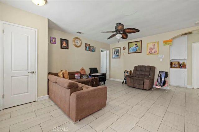 10323 Eldora, Sunland, CA 91040