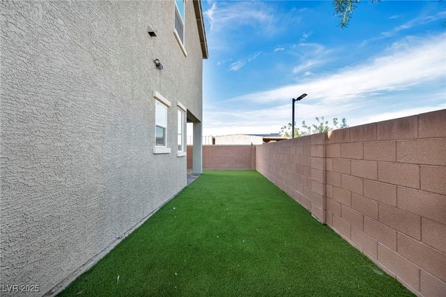 4054 East Tonopah Avenue, Las Vegas, NV 89115