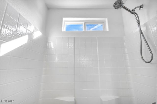 4054 East Tonopah Avenue, Las Vegas, NV 89115