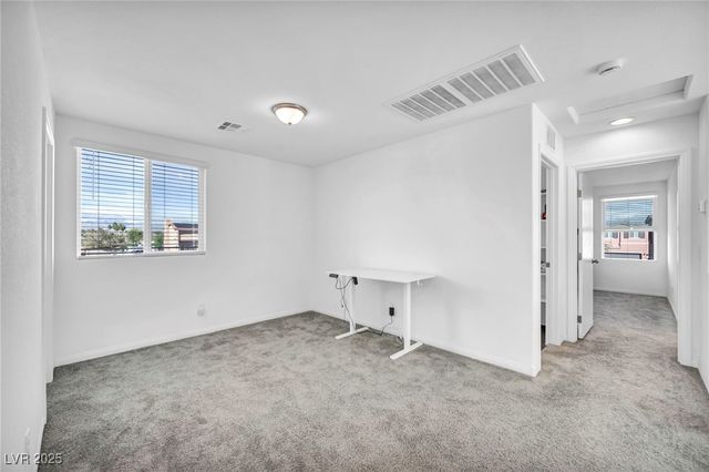 4054 East Tonopah Avenue, Las Vegas, NV 89115