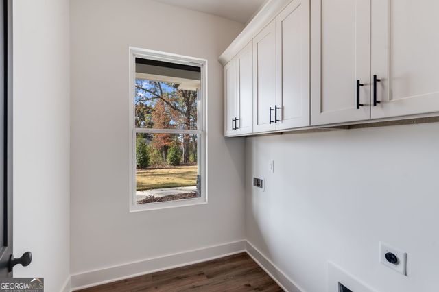 682 FERGUSON Place, Dallas, GA 30132