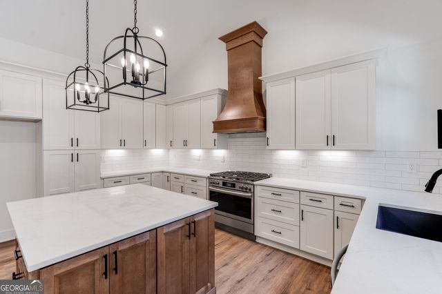 682 FERGUSON Place, Dallas, GA 30132