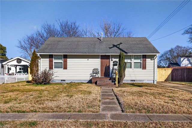 44 Newby DR, Hampton, VA 23666