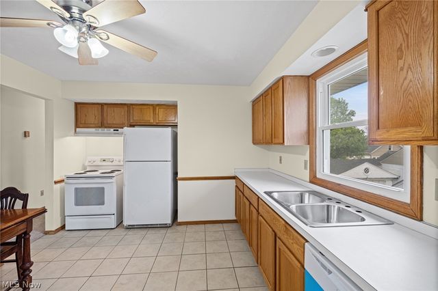 4910 & 4912 Yorkshire Avenue, Parma, OH 44134