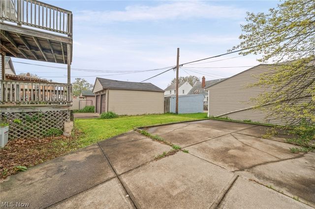 4910 & 4912 Yorkshire Avenue, Parma, OH 44134