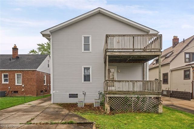 4910 & 4912 Yorkshire Avenue, Parma, OH 44134
