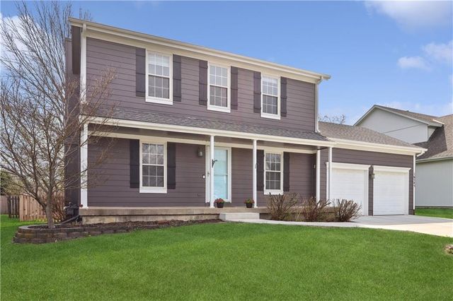 16545 W 153 Street, Olathe, KS 66062