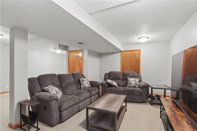 16545 W 153 Street, Olathe, KS 66062