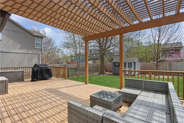 16545 W 153 Street, Olathe, KS 66062