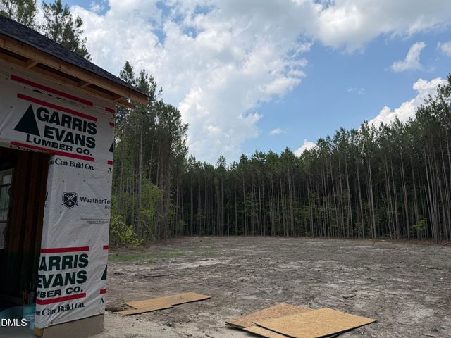 306 Green Pines Estates Drive, Kenly, NC 27542
