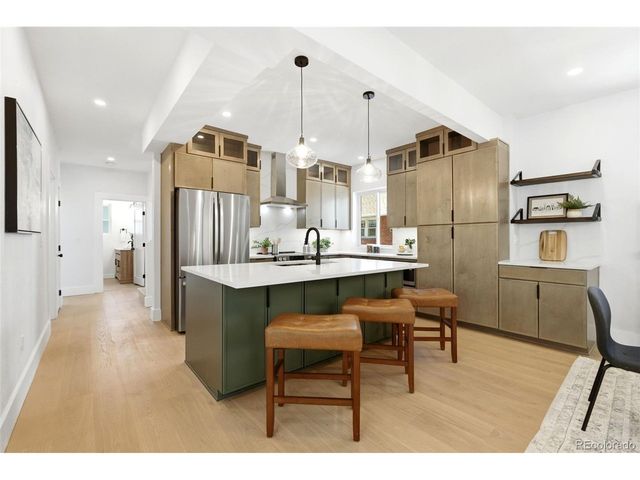 625 Cook St, Denver, CO 80206