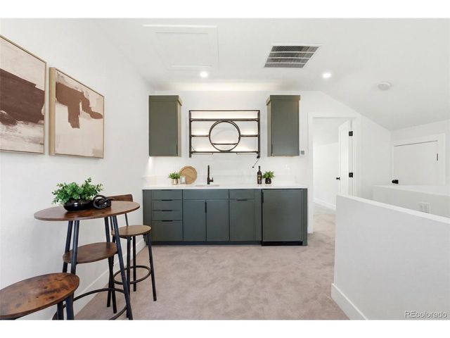 625 Cook St, Denver, CO 80206