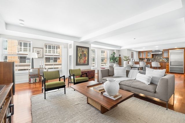 4 Battery Wharf 4302, Boston, MA 02109
