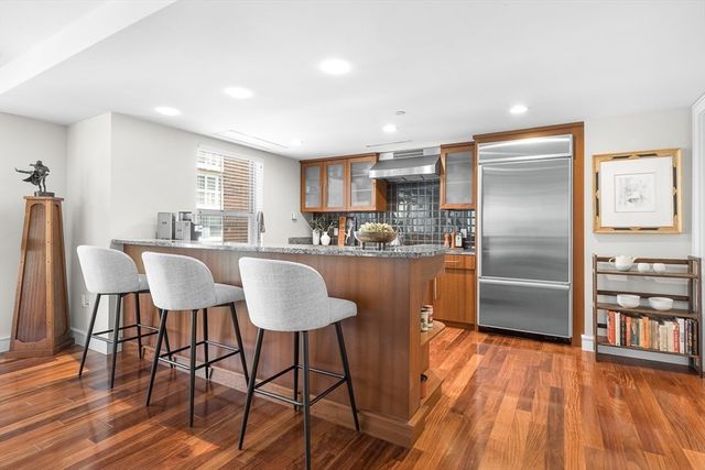 4 Battery Wharf 4302, Boston, MA 02109