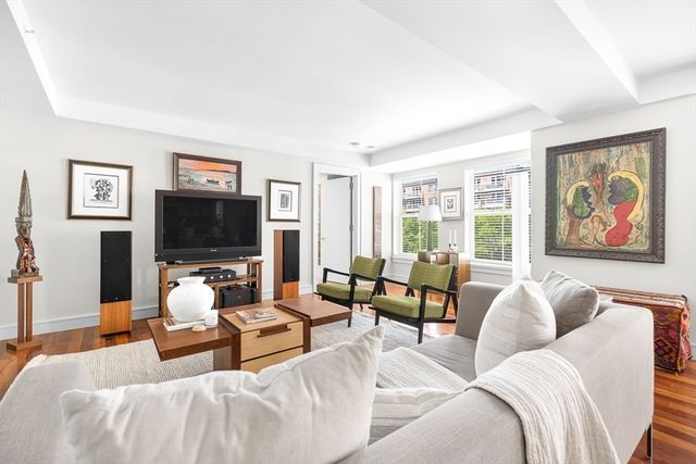 4 Battery Wharf 4302, Boston, MA 02109