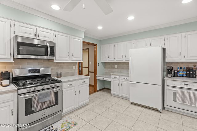 1709 Fanwood Street, Oakhurst, NJ 07755