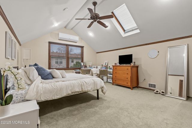 1709 Fanwood Street, Oakhurst, NJ 07755