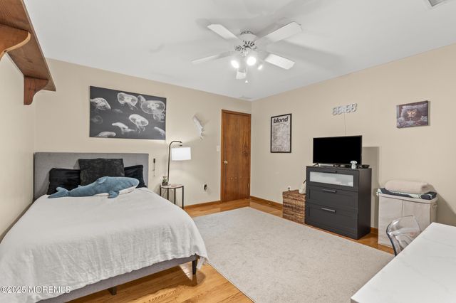 1709 Fanwood Street, Oakhurst, NJ 07755
