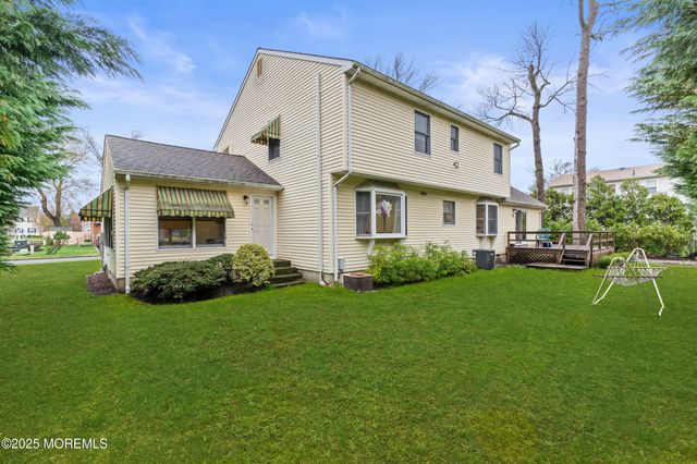 1709 Fanwood Street, Oakhurst, NJ 07755
