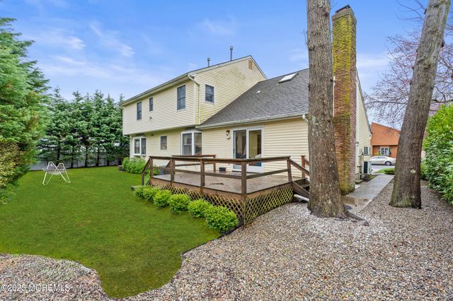 1709 Fanwood Street, Oakhurst, NJ 07755