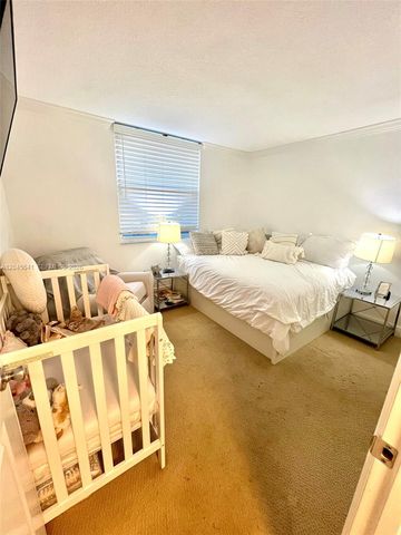 689 NE 6th Ct 1080, Boynton Beach, FL 33435